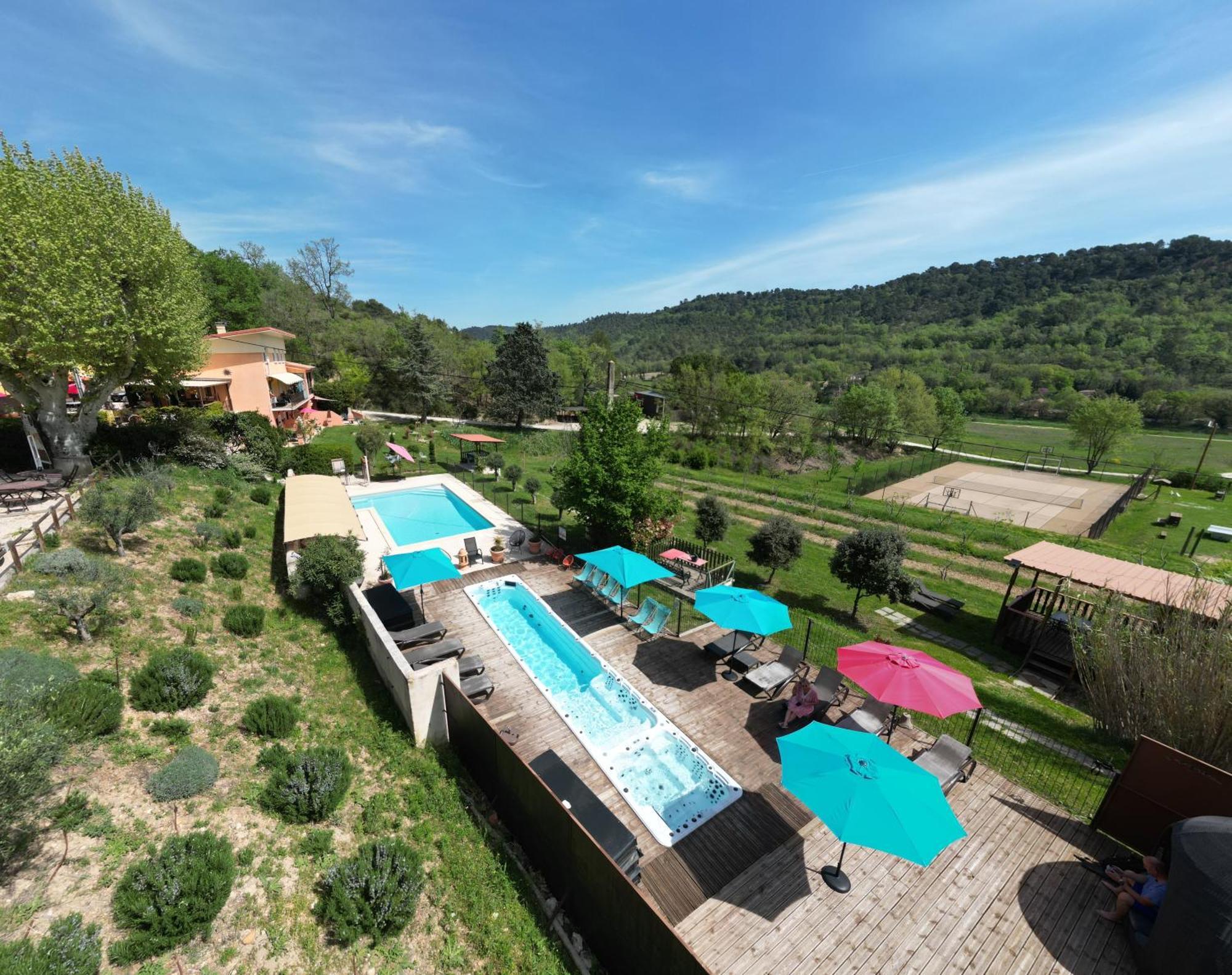 L'Oustaou Du Luberon Et Spa Villelaure المظهر الخارجي الصورة
