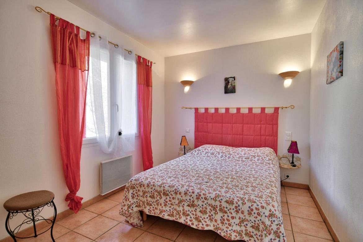 L'Oustaou Du Luberon Et Spa Villelaure المظهر الخارجي الصورة
